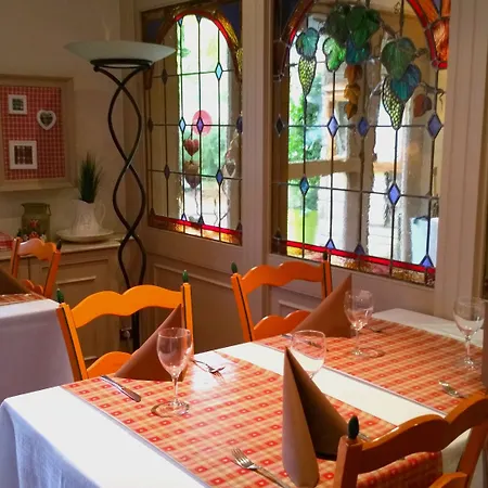 Restaurant Le Kastelberg, The Originals Boutique 호텔 Andlau-au-Val